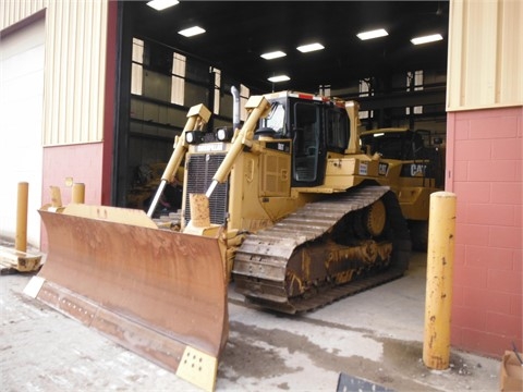 Dozers/tracks Caterpillar D6T