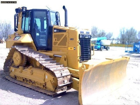 Tractor sobre orugas en venta de importación - segunda mano Ref.: 1405781395614441 No. 2