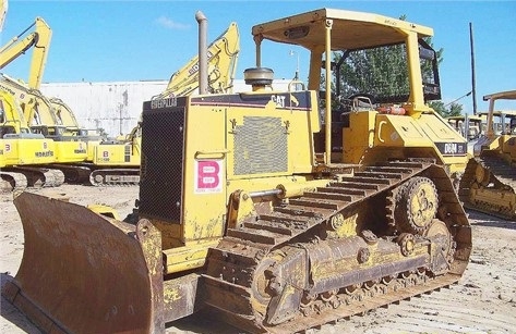 Tractores Sobre Orugas Caterpillar D6M