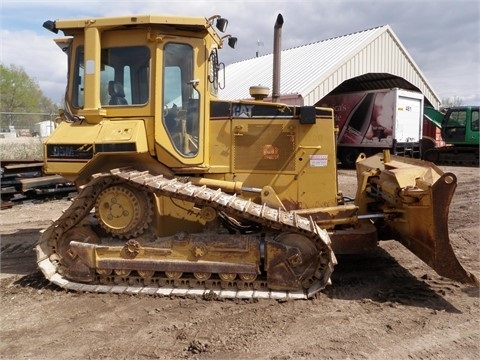 Dozers/tracks Caterpillar D5M