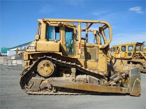 Dozers/tracks Caterpillar D6H