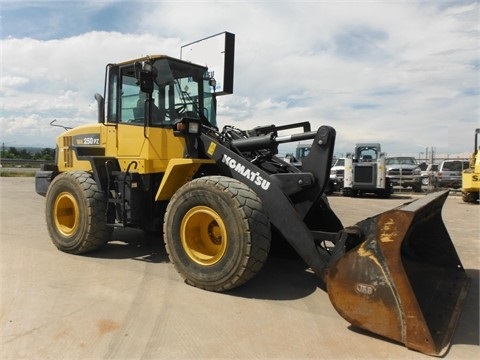 Cargadoras Sobre Ruedas Komatsu WA250