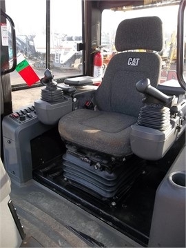  Caterpillar D4K de medio uso en venta Ref.: 1406311730613838 No. 3