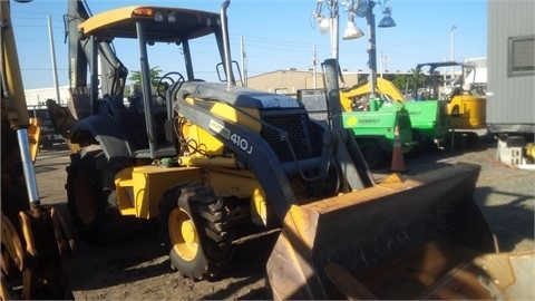  Deere 410J de medio uso en venta Ref.: 1406593084195034 No. 2