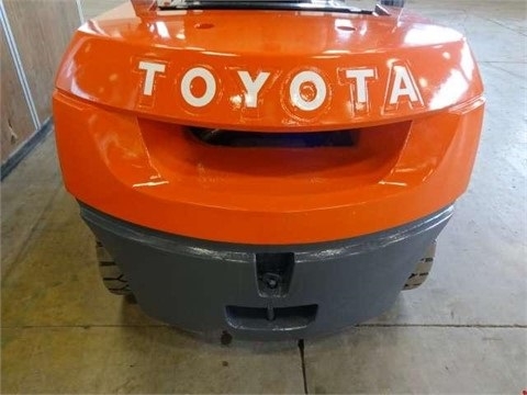 Freightelevator Toyota 7FGU35