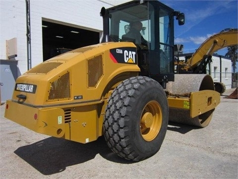 CATERPILLAR CS56 de segunda mano en venta Ref.: 1407259981771593 No. 2