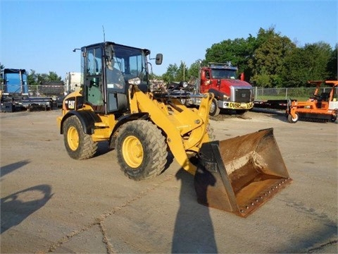 CATERPILLAR 908H usada a buen precio Ref.: 1407445388744876 No. 2