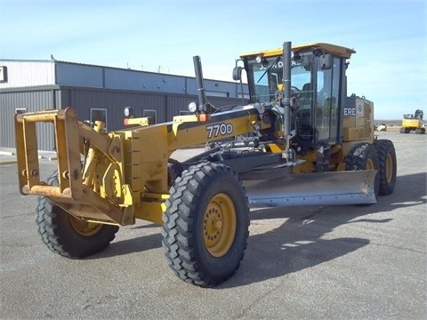  Deere 770D seminueva en venta Ref.: 1408026063705804 No. 2