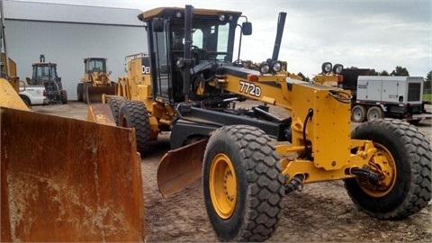  Deere 772D seminueva en perfecto estado Ref.: 1408042780319598 No. 3