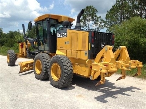  Deere 772G en venta, usada Ref.: 1408049203615505 No. 2