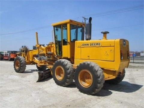  Deere 770BH de segunda mano a la venta Ref.: 1408116448471640 No. 2