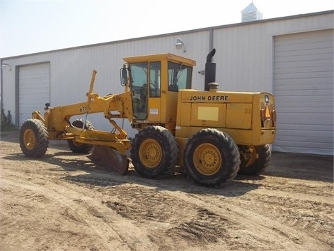 Motor Graders Deere 670B