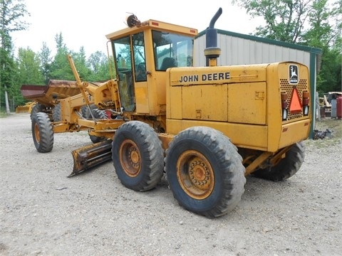 Motor Graders Deere 670B