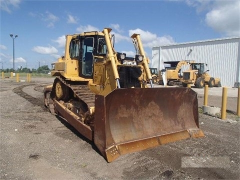  Caterpillar D6T de segunda mano a la venta Ref.: 1408645750452444 No. 2