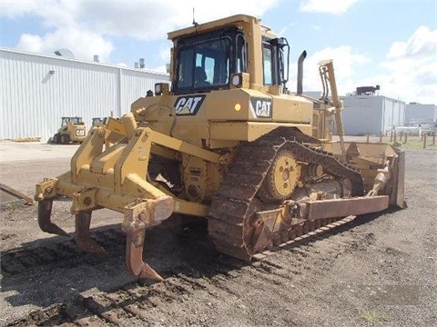  Caterpillar D6T de segunda mano a la venta Ref.: 1408645750452444 No. 3