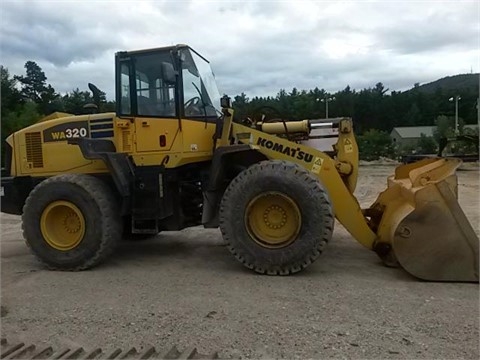 KOMATSU WA320 de segunda mano Ref.: 1408762137047448 No. 2