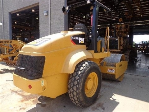 Vibratory Compactors Caterpillar CS-433E