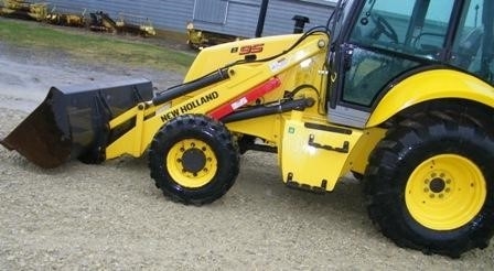  New Holland B95C de segunda mano a la venta Ref.: 1409925223108151 No. 2