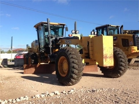 DEERE 672D de medio uso en venta Ref.: 1410382778124642 No. 2