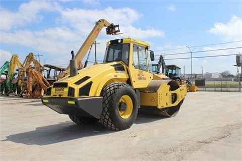  Bomag BW213D seminueva en venta Ref.: 1410439839452534 No. 3