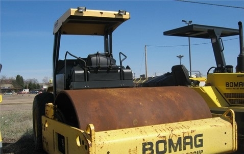  Bomag BW213D usada a buen precio Ref.: 1410442853810647 No. 2