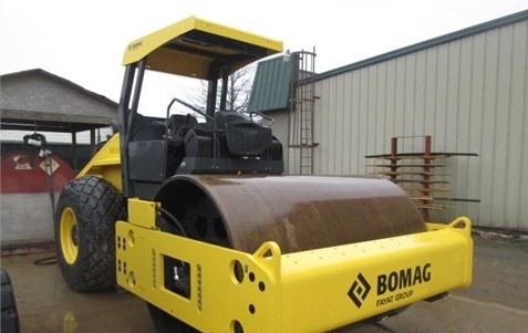  Bomag BW213D en venta Ref.: 1410444797944670 No. 2