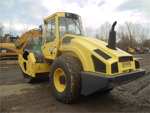  Bomag BW213D usada Ref.: 1410445846331184 No. 3