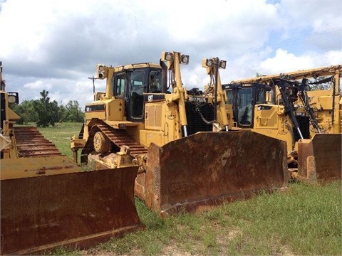 Caterpillar D7R de segunda mano en venta Ref.: 1410983880472676 No. 2