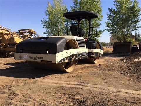 Compactadora Vibratoria Ingersoll-rand DD118HF