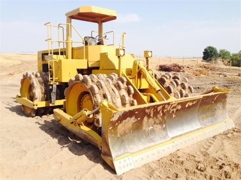 Compactadoras Suelos Y Rellenos Caterpillar 825C