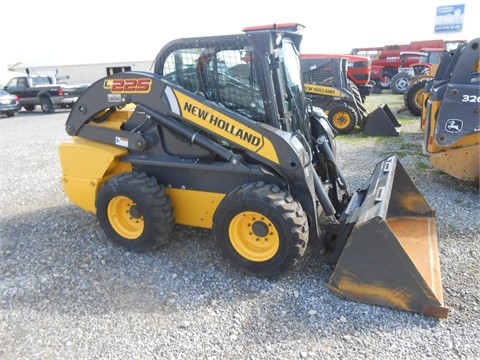 Minicargadores New Holland L225 seminueva en venta Ref.: 1412197143883676 No. 3