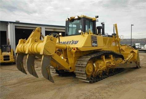 Tractores Sobre Orugas Komatsu D155AX de medio uso en venta Ref.: 1412705074985110 No. 4