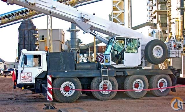 Cranes Liebherr LTM1050-1