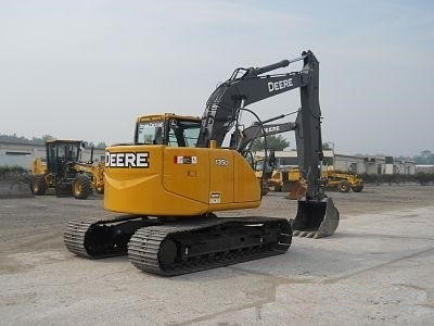 Hydraulic Excavator Deere 135D