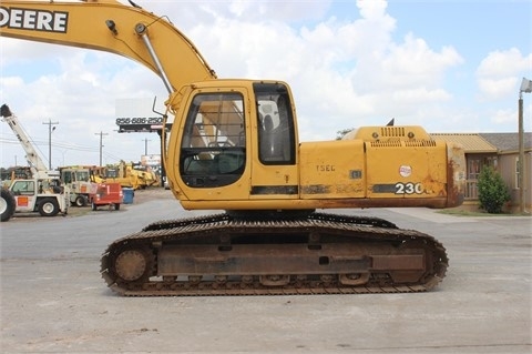 Excavadoras Hidraulicas Deere 230 LC de medio uso en venta Ref.: 1413229754064917 No. 3