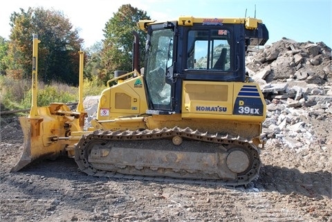 Tractores Sobre Orugas Komatsu D39EX usada a la venta Ref.: 1413261849627599 No. 2