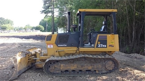 Dozers/tracks Komatsu D37P