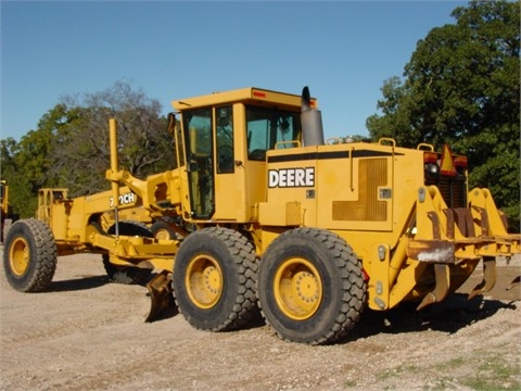 Motoconformadoras Deere 770CH de segunda mano a la venta Ref.: 1413924885510967 No. 3