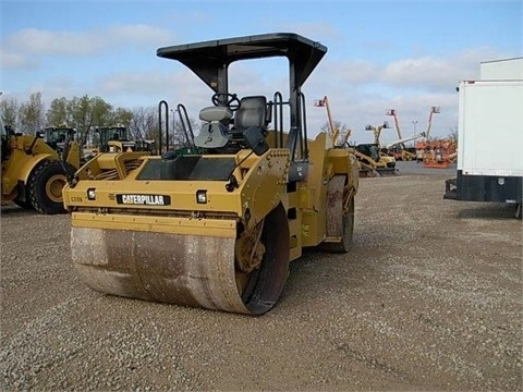 Vibratory Compactors Caterpillar CB64