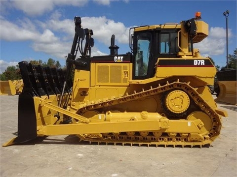 Tractores Sobre Orugas Caterpillar D7R usada a buen precio Ref.: 1414440223365146 No. 2