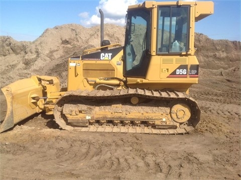 Dozers/tracks Caterpillar D5G