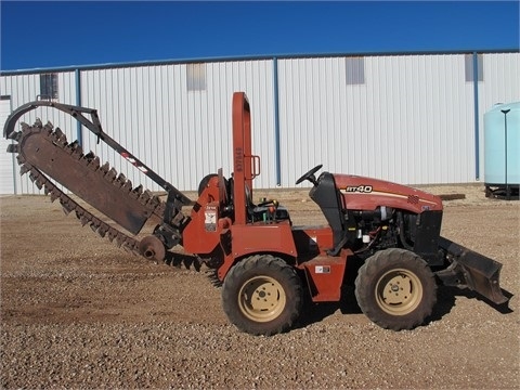 Trencher Ditch Witch RT40