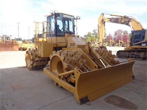 Compactadoras Suelos Y Rellenos Caterpillar 815F en venta, usada Ref.: 1415142470108873 No. 4