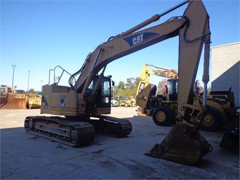 Excavadoras Hidraulicas Caterpillar 321C de medio uso en venta Ref.: 1415143012553827 No. 3