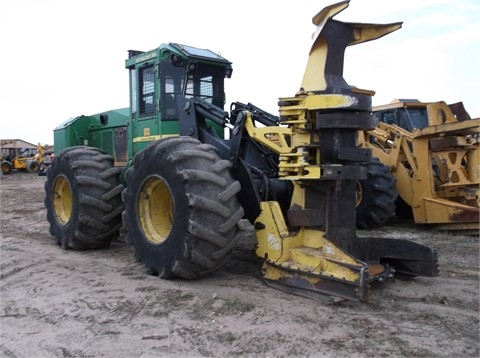 Forestales Maquinas Deere 843J de segunda mano a la venta Ref.: 1415247740090893 No. 2