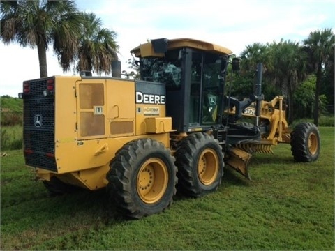 Motoconformadoras Deere 672D