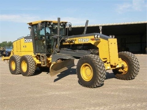 Motoconformadoras Deere 772GP