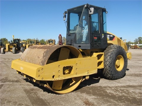 Compactadora Vibratoria Caterpillar CS56 de segunda mano Ref.: 1415732105740934 No. 4