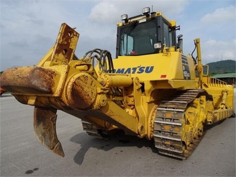 Tractores Sobre Orugas Komatsu D155AX de medio uso en venta Ref.: 1416514386416015 No. 3