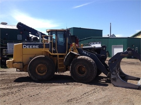 Cargadoras Sobre Ruedas Deere 744J